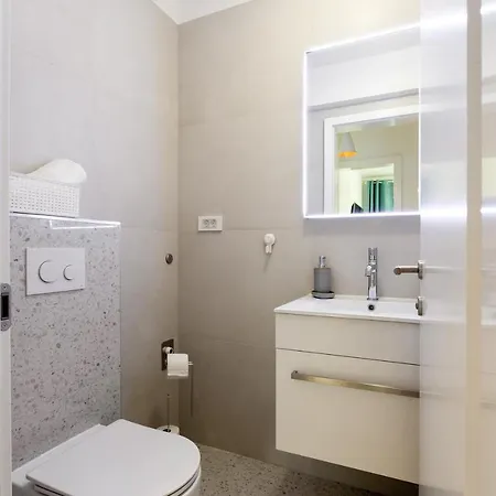 Mare's 1 스플리트