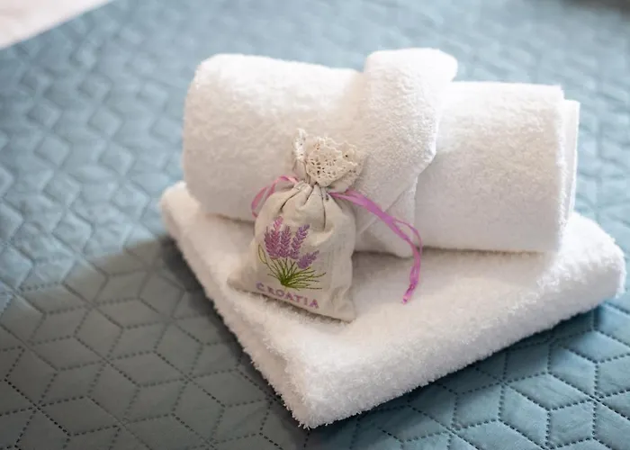 Mare's 1 شقة سبليت