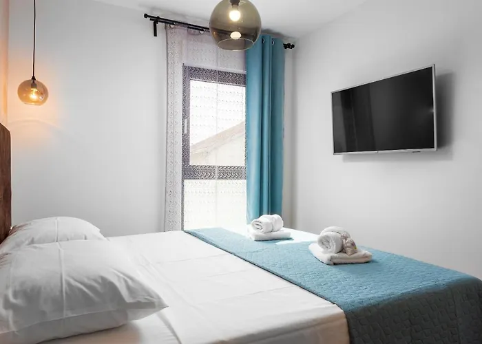 Mare's 1 شقة سبليت