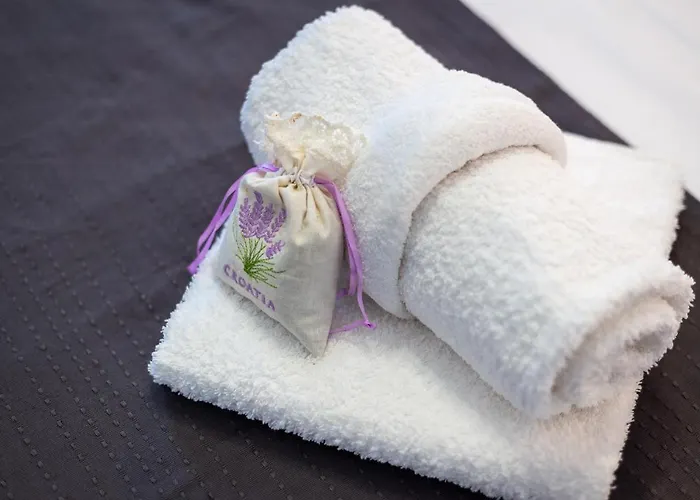 Mare's 1 شقة سبليت